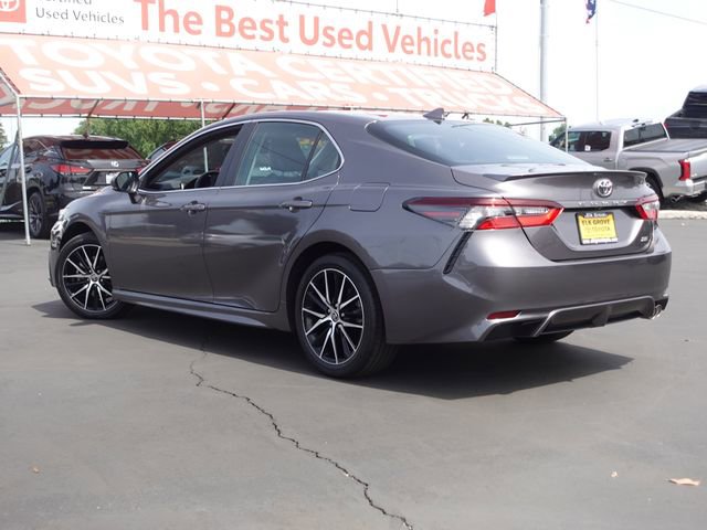 Used 2022 Toyota Camry SE w/ Convenience Package FWD image 10