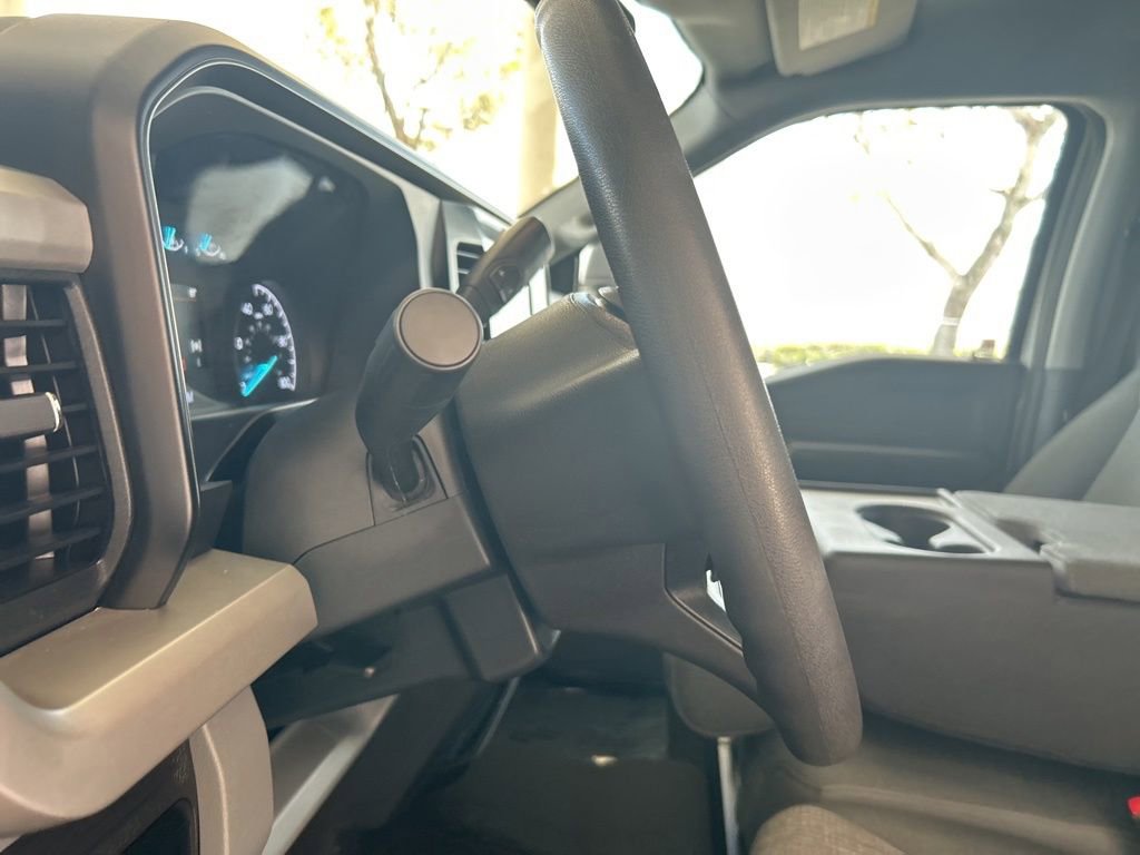 Used 2025 Ford F350 XLT image 41