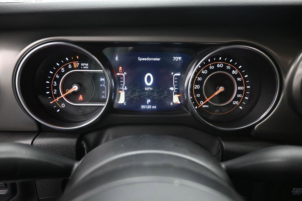 Used 2023 Jeep Gladiator Sport AWD/4WD image 3