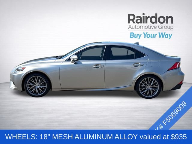 Used 2015 Lexus IS 250 w/ Navigation System Package RWD image 4