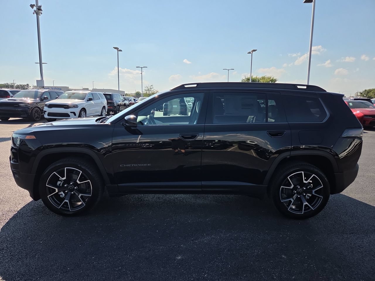New 2026 Jeep Cherokee Overland AWD/4WD image 28