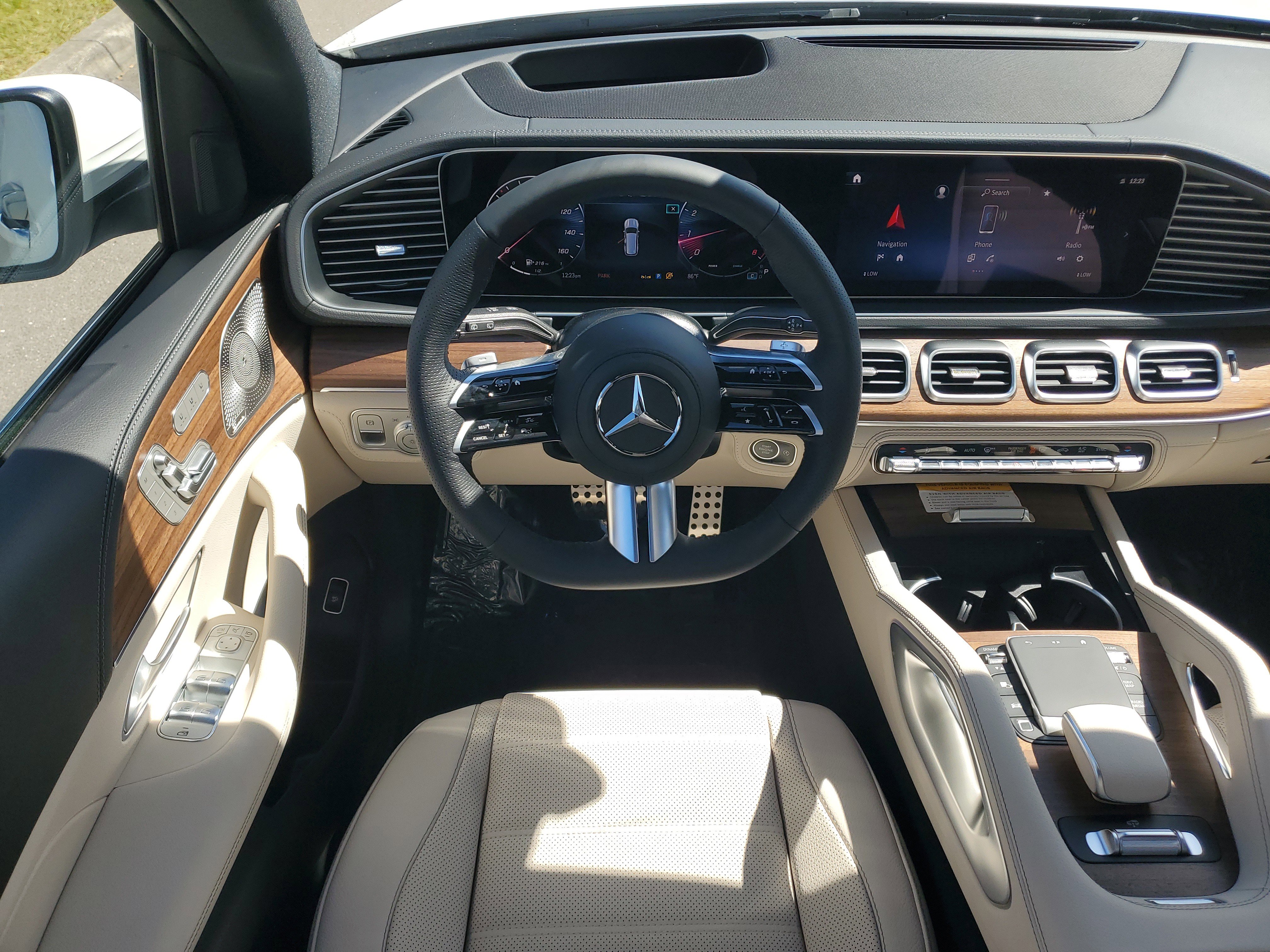 New 2026 Mercedes-Benz GLS 580 4MATIC image 16