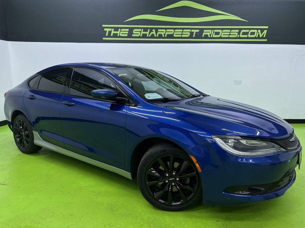 Used 2016 Chrysler 200 S w/ Navigation & Sound Group I