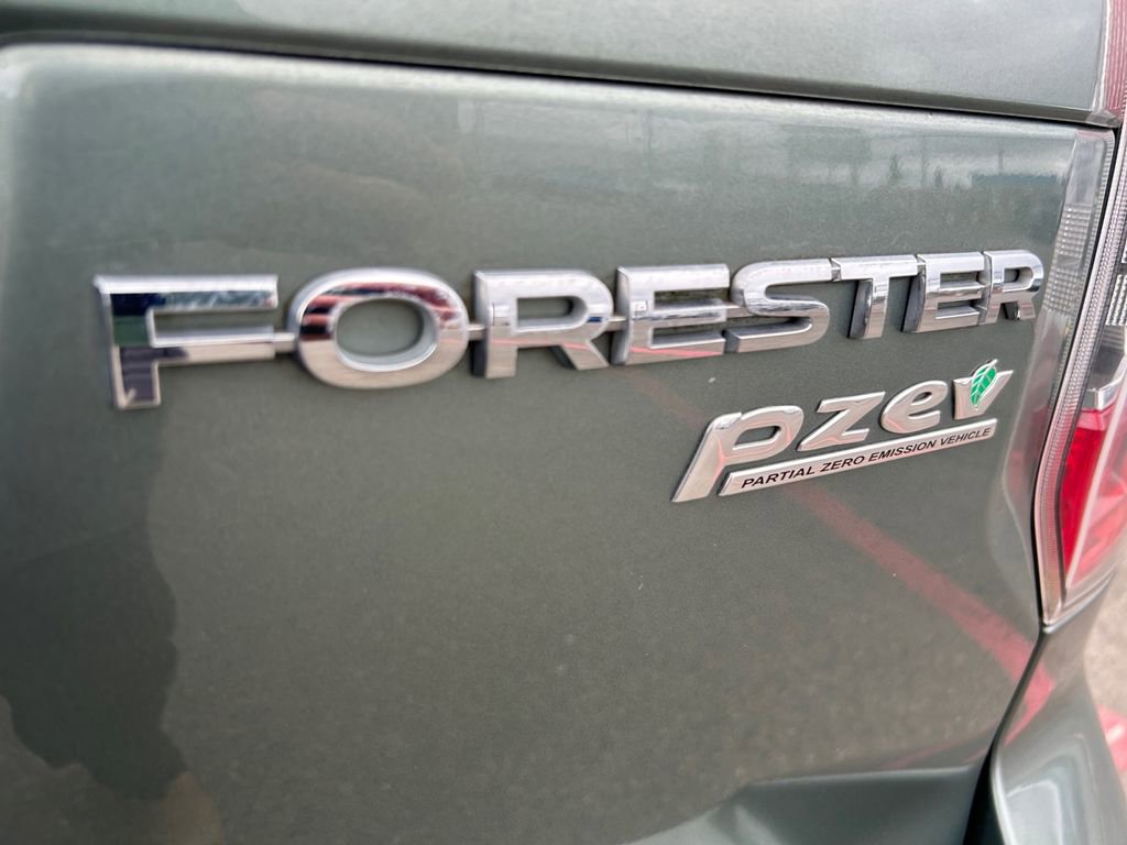 Used 2015 Subaru Forester 2.5i w/ Alloy Wheel Package AWD/4WD image 36