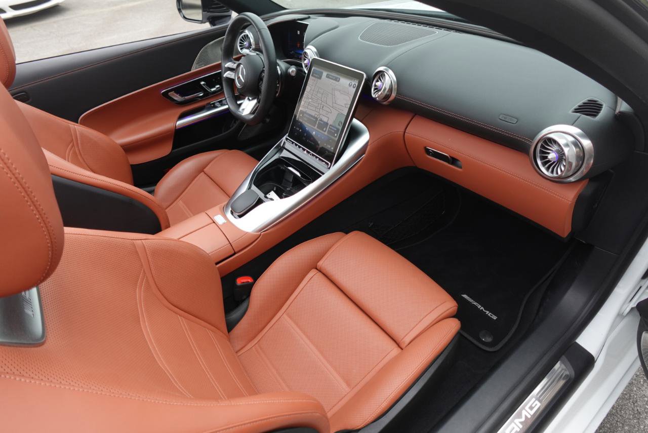 Used 2024 Mercedes-Benz SL 55 AMG 4MATIC image 21