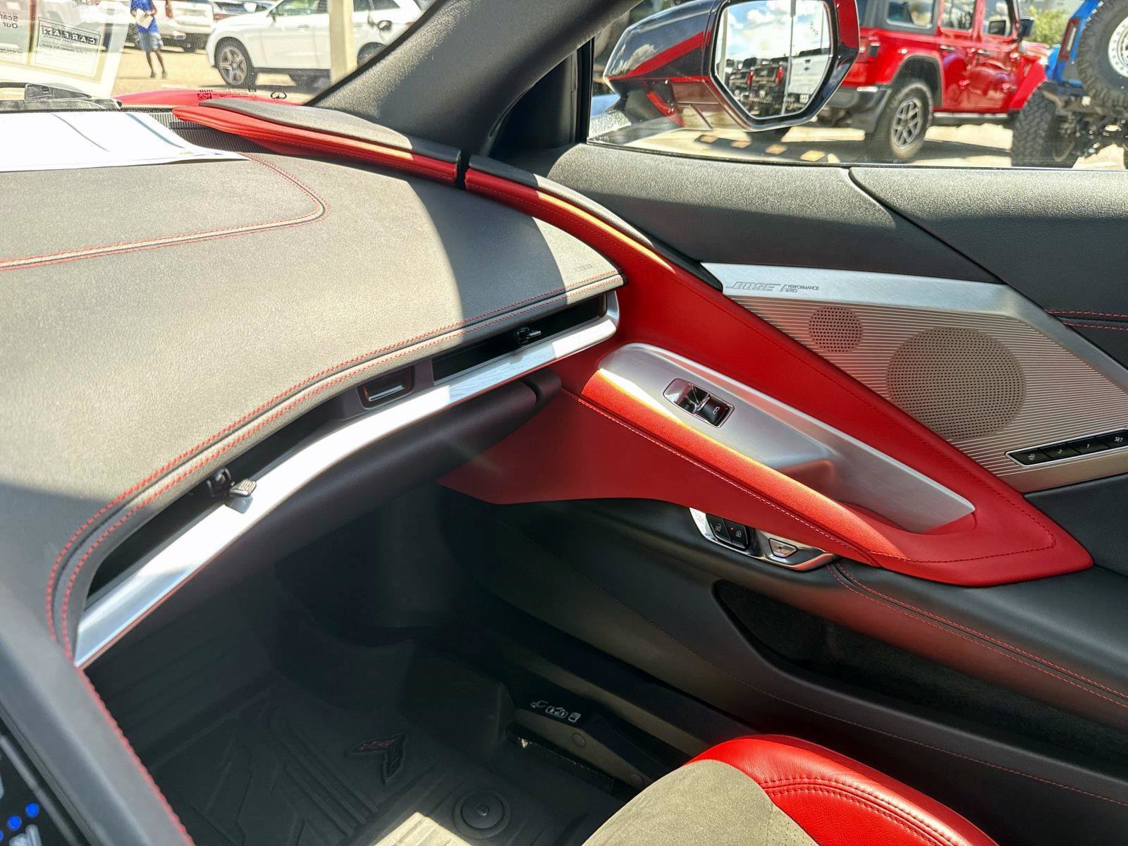 Used 2022 Chevrolet Corvette Stingray Preferred Conv w/ Z51 Performance Package RWD image 27