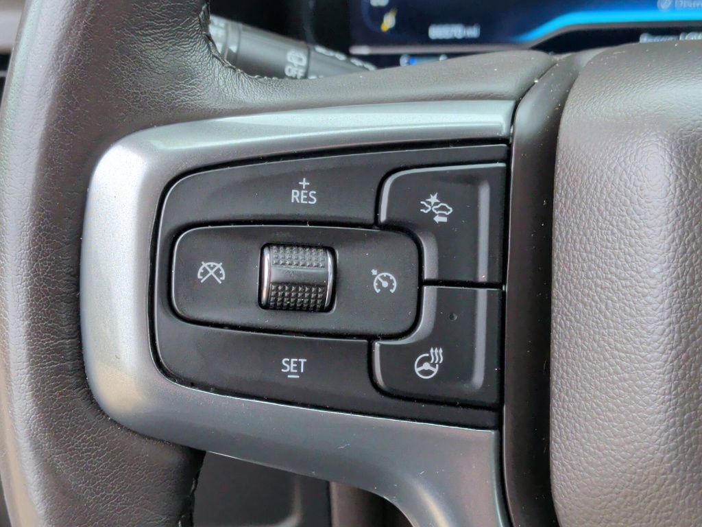 Used 2022 Chevrolet Tahoe LT w/ Luxury Package AWD/4WD image 19