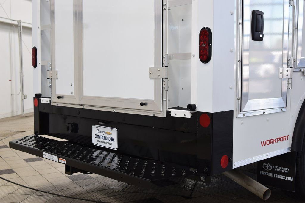 New 2026 Chevrolet Express 3500 w/ Power Convenience Package RWD image 11