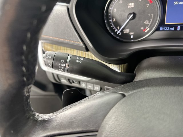 Used 2020 Cadillac XT4 Premium Luxury w/ Sun And Sound Package AWD/4WD image 15