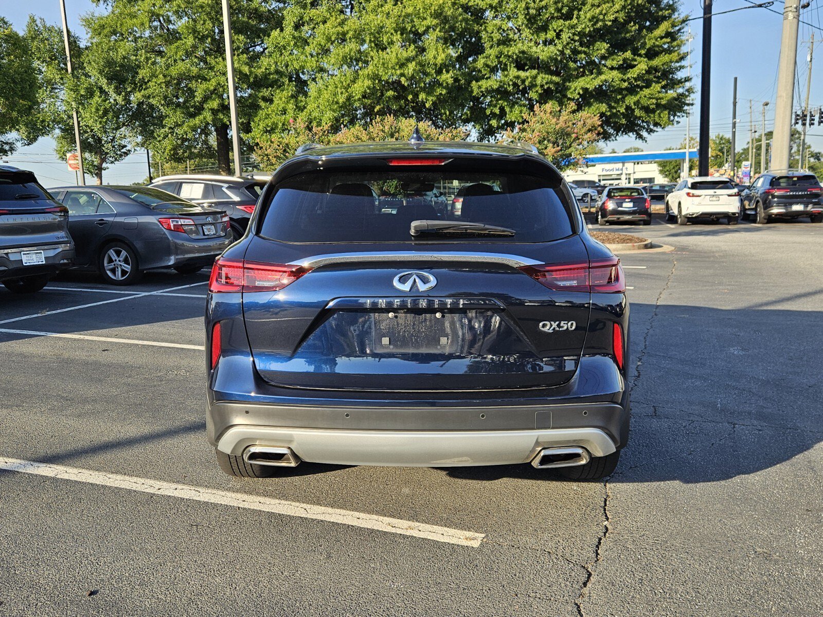 Used 2023 INFINITI QX50 Luxe FWD image 7