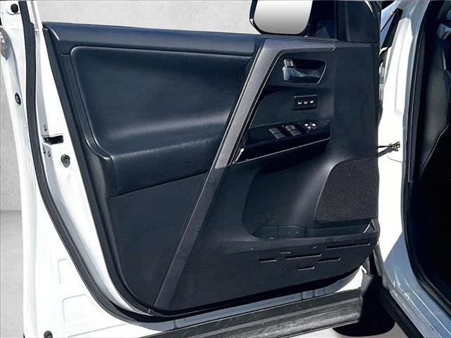 Used 2018 Toyota RAV4 Limited image 18