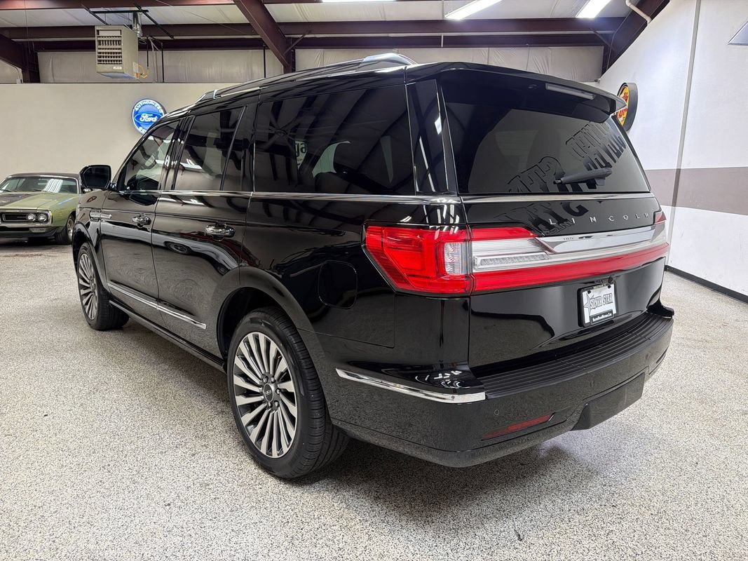 Used 2018 Lincoln Navigator Reserve w/ Technology Package AWD/4WD image 5