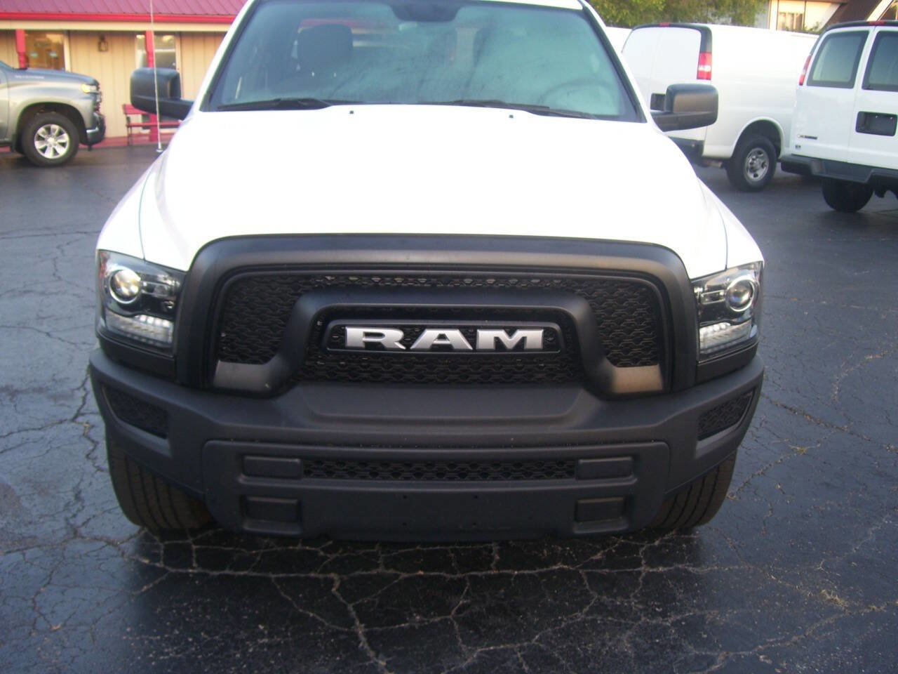Used 2024 RAM 1500 Classic Warlock image 4