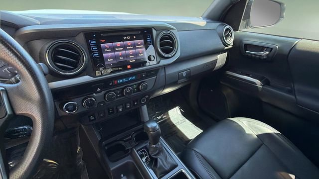 Used 2019 Toyota Tacoma TRD Sport image 26