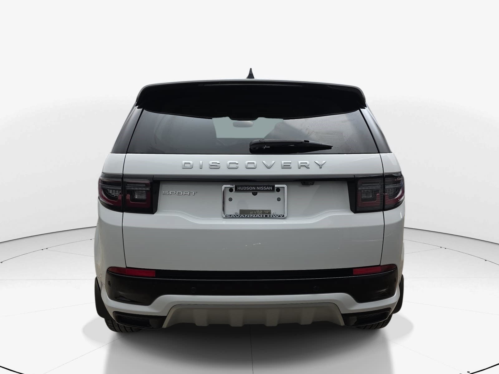 Used 2025 Land Rover Discovery Sport S AWD/4WD image 5