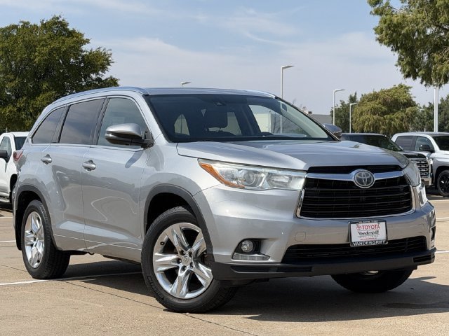 Used 2015 Toyota Highlander Limited Platinum AWD/4WD image 2