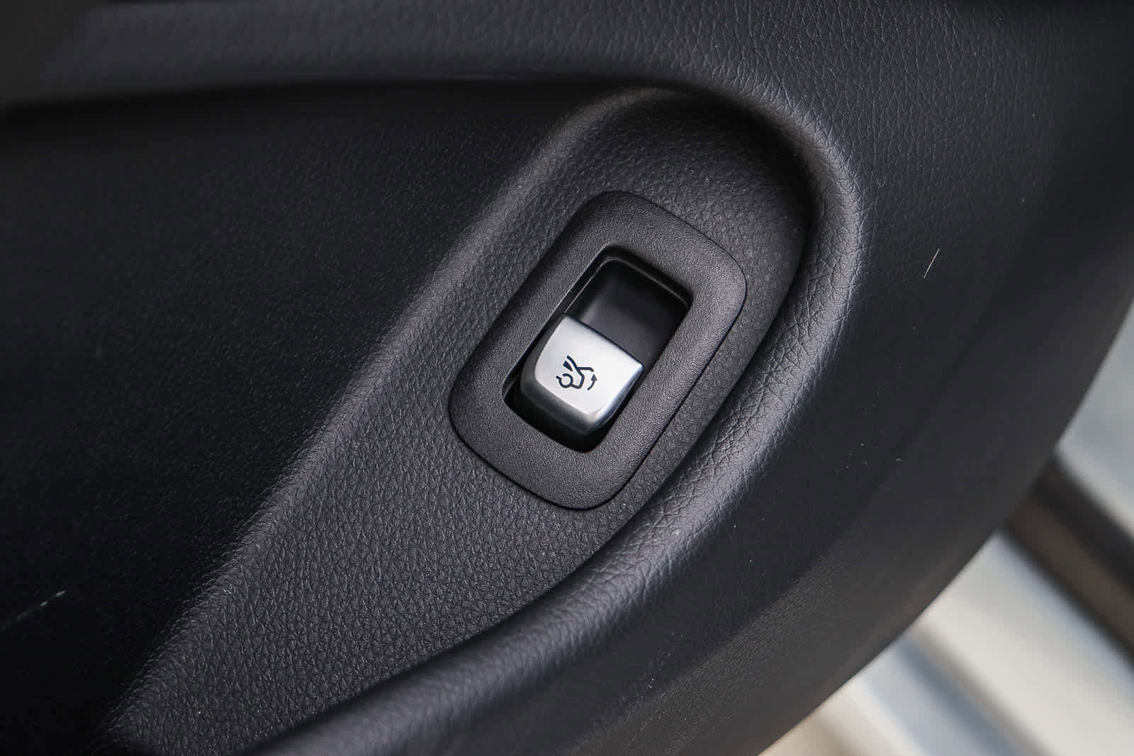 Used 2023 Mercedes-Benz C 300 Cabriolet image 35