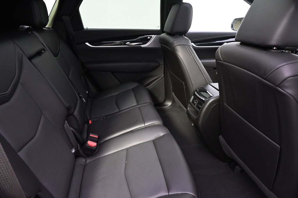 Certified 2025 Cadillac XT5 Premium Luxury image 18