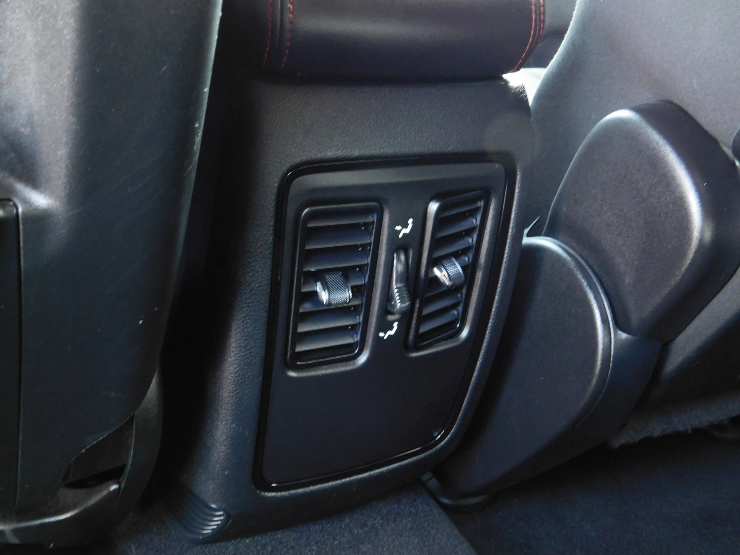 Used 2023 Dodge Durango GT RWD image 15