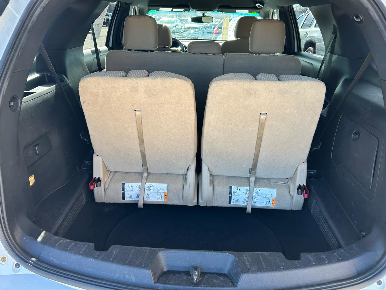 Used 2016 Ford Explorer XLT image 17