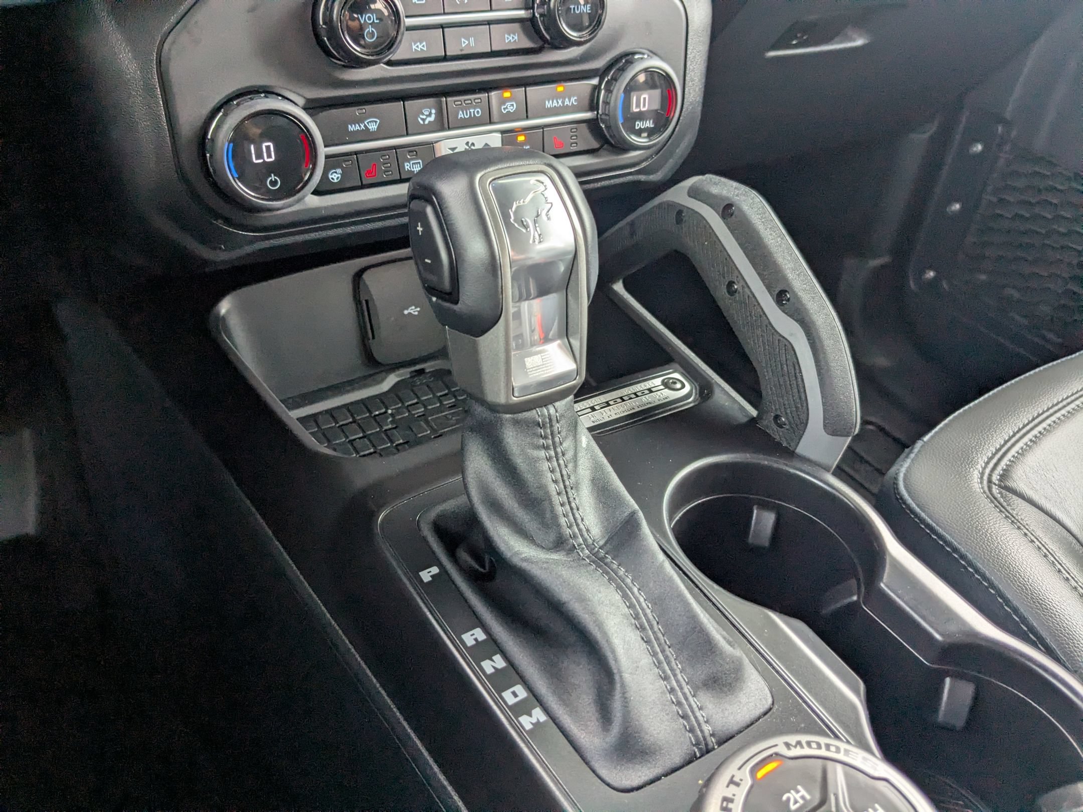 Used 2024 Ford Bronco Outer Banks AWD/4WD image 19