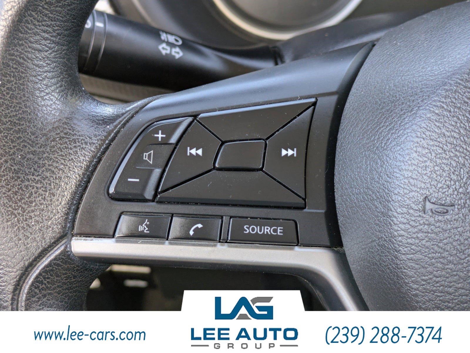 Used 2020 Nissan Kicks S image 18