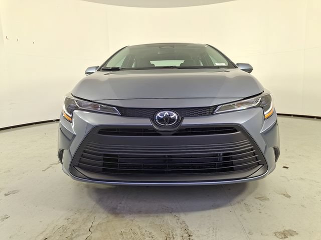 New 2026 Toyota Corolla LE FWD image 2