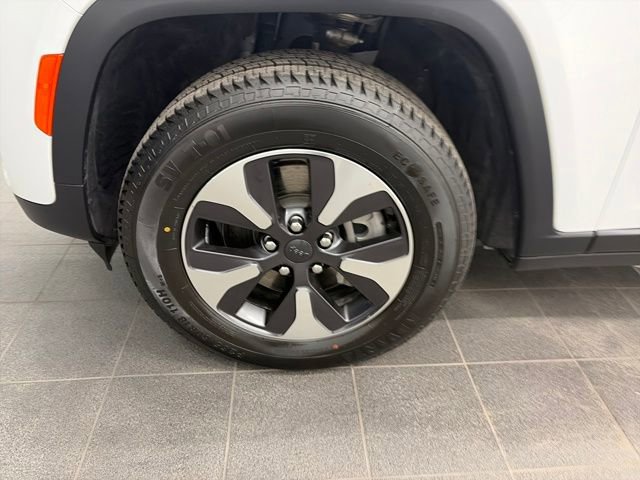 Used 2024 Jeep Grand Cherokee Limited 4xe image 37