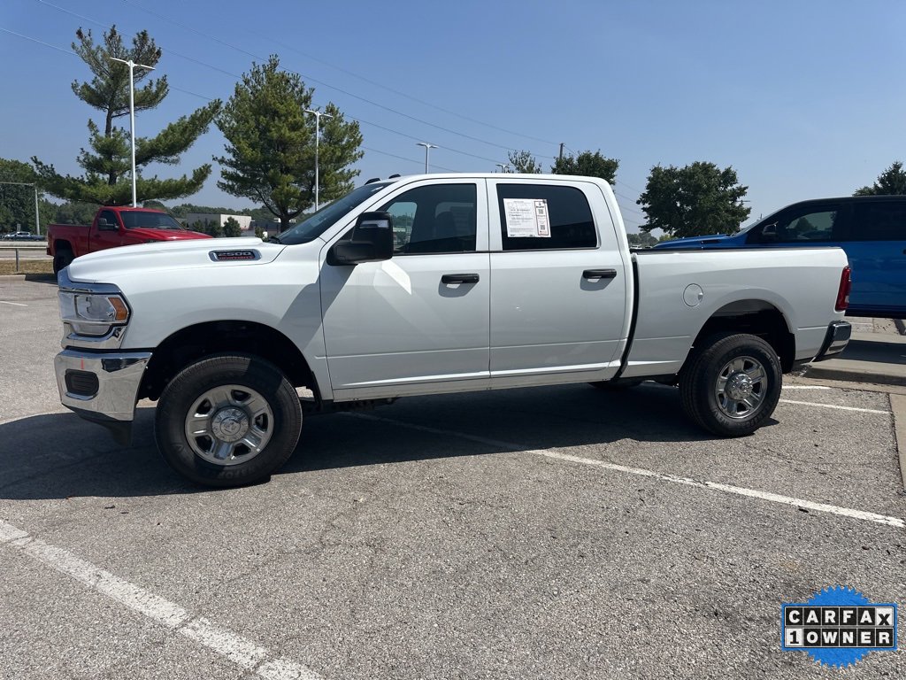 Used 2024 RAM 2500 Tradesman w/ Chrome Appearance Group image 17