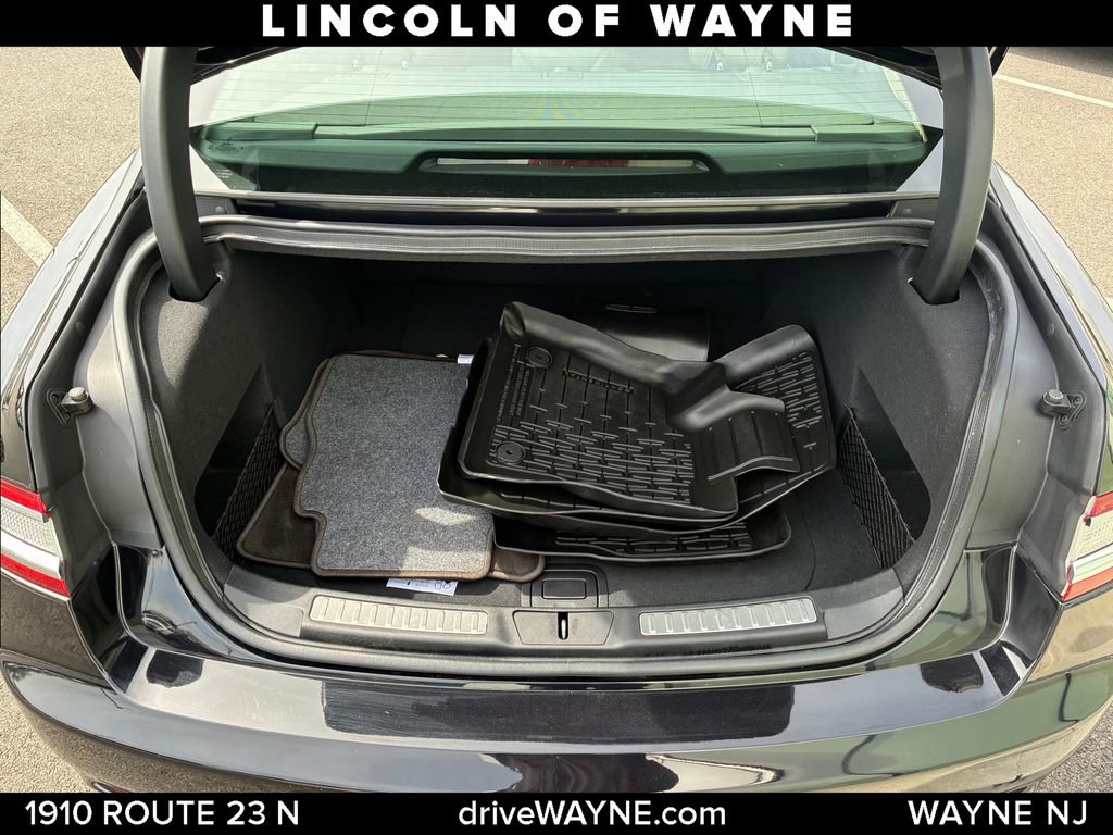 Certified 2020 Lincoln Continental Reserve AWD/4WD image 7