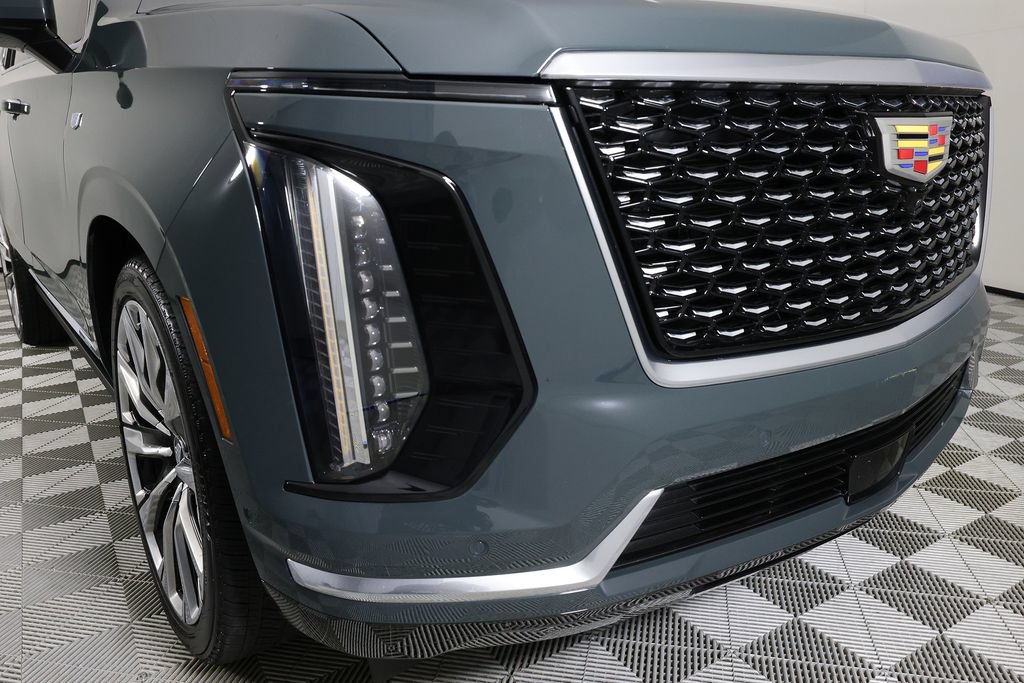 Used 2026 Cadillac Escalade Luxury w/ Touring Package AWD/4WD image 44