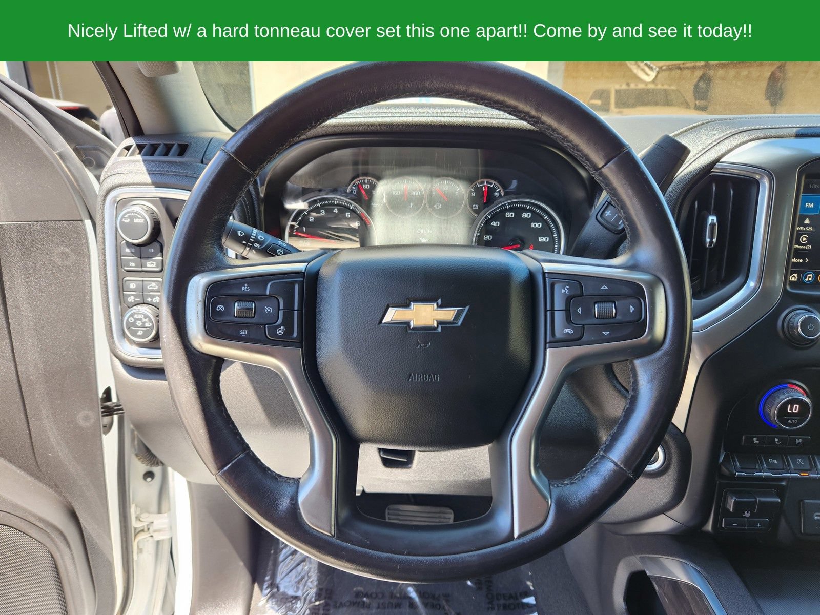 Used 2021 Chevrolet Silverado 1500 LTZ w/ LTZ Convenience Package II AWD/4WD image 15
