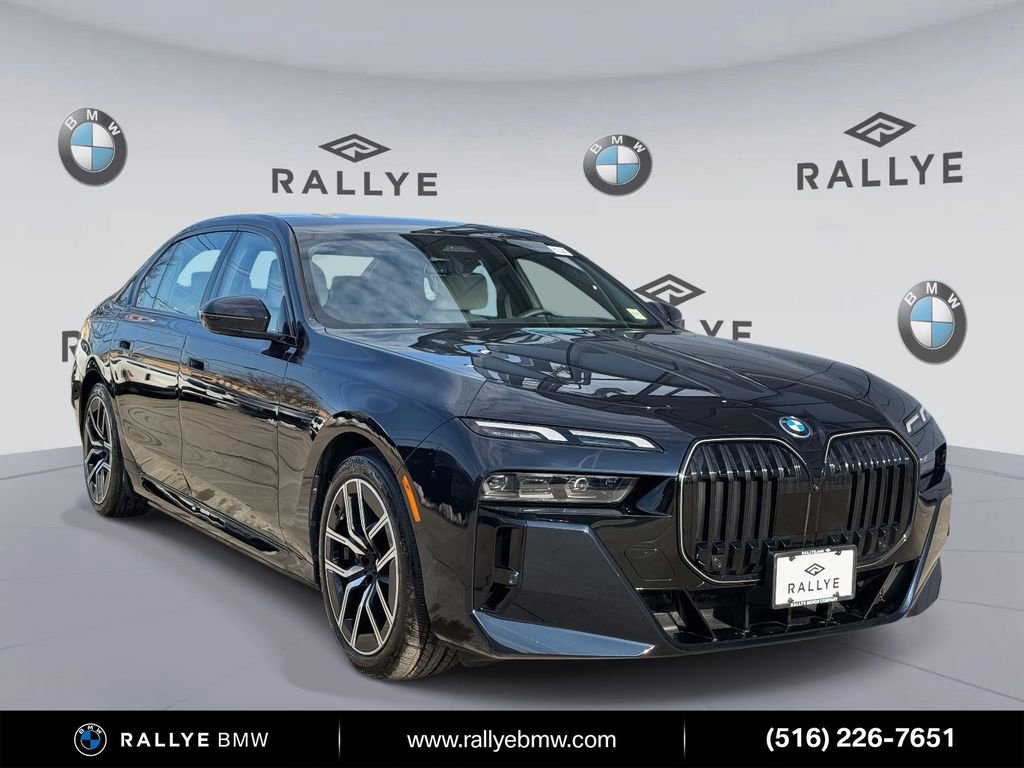 Certified 2025 BMW i7 eDrive50 w/ M Sport Package image 1