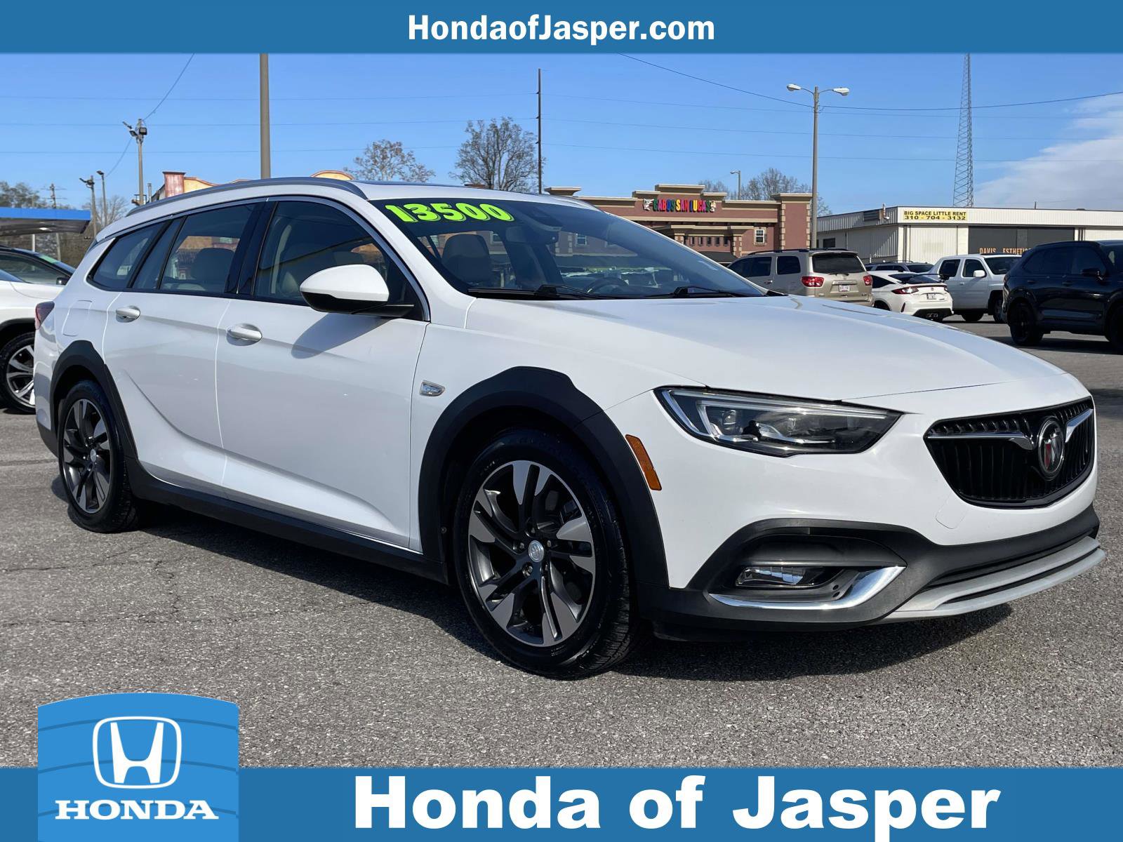 Used 2019 Buick Regal Essence w/ Driver Confidence Package I