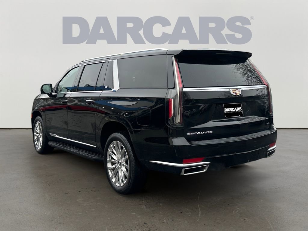 Used 2022 Cadillac Escalade ESV Premium Luxury image 5