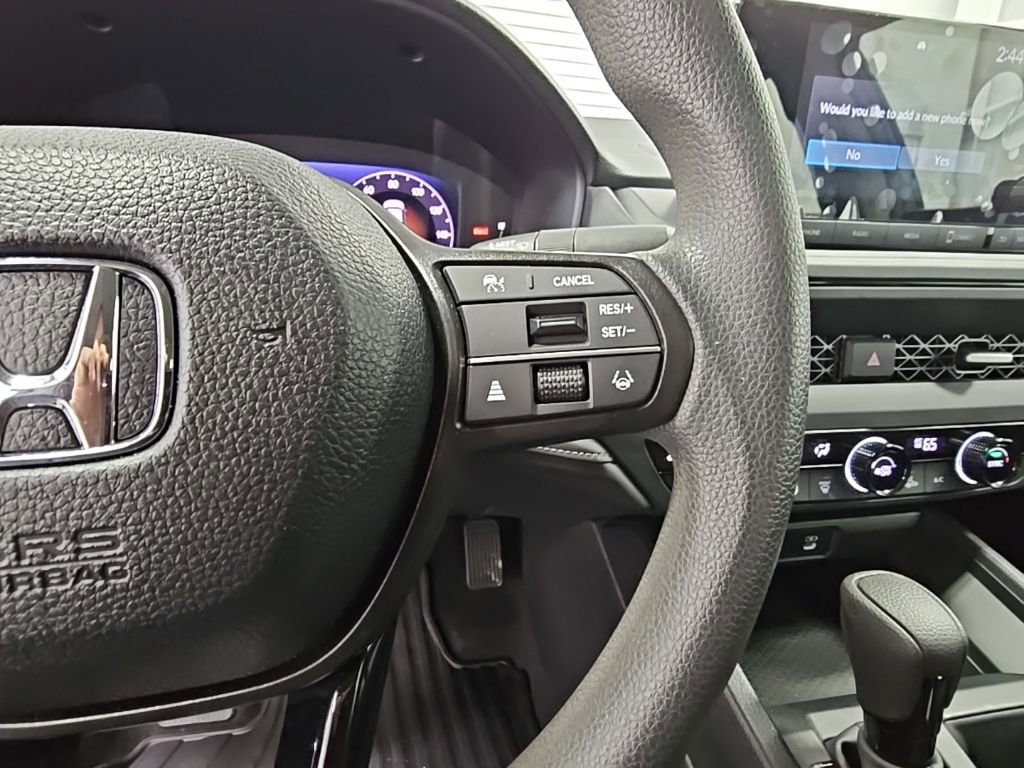 Used 2025 Honda Accord SE image 25