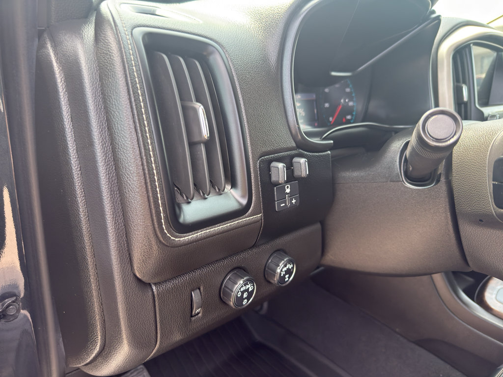Used 2021 GMC Canyon Denali AWD/4WD image 15