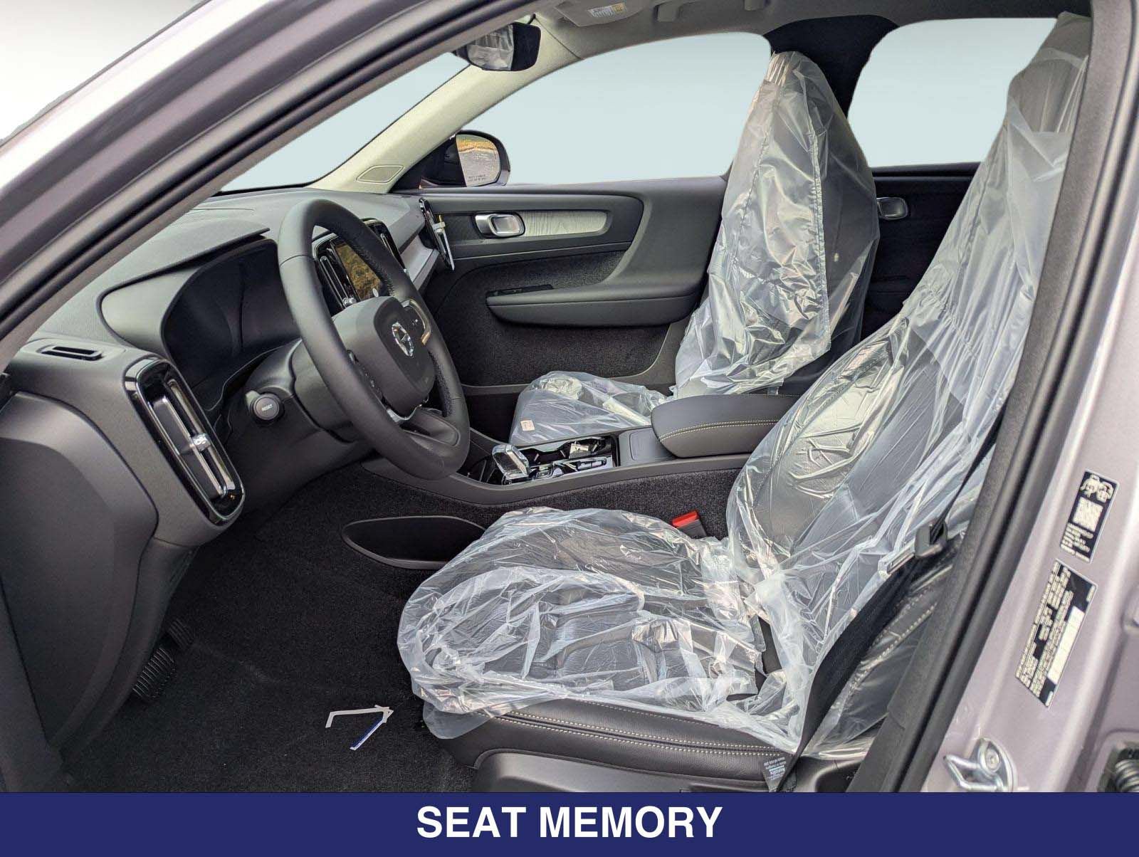 New 2026 Volvo XC40 B5 Plus w/ Protection Package Premier AWD/4WD image 9