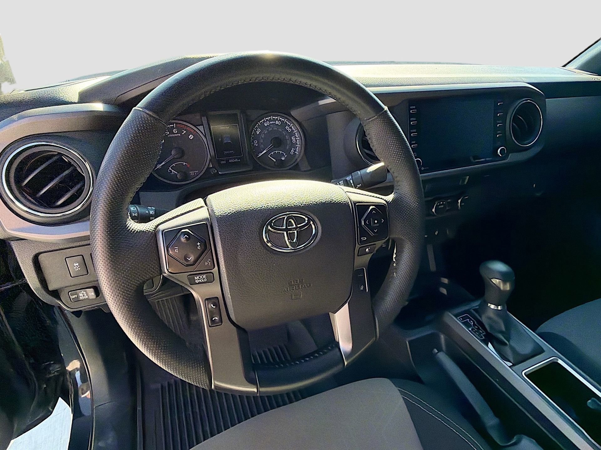 Used 2023 Toyota Tacoma TRD Off-Road w/ Technology Package image 12