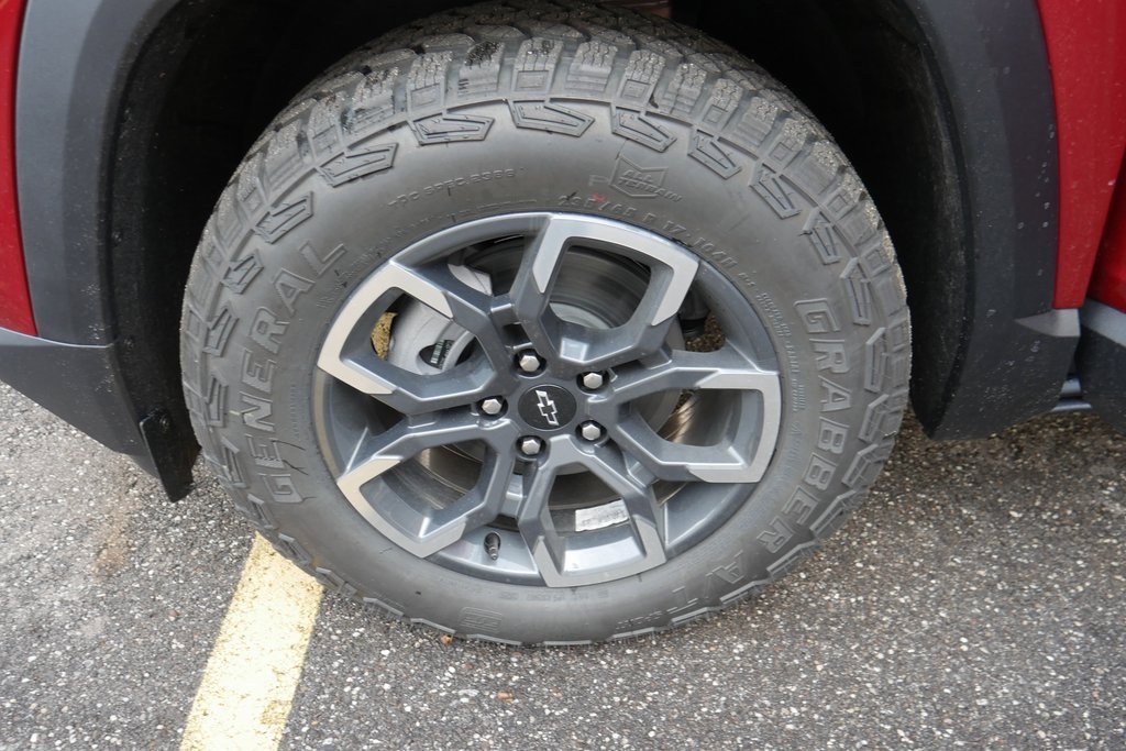 New 2026 Chevrolet Equinox ACTIV w/ Convenience Package III image 34