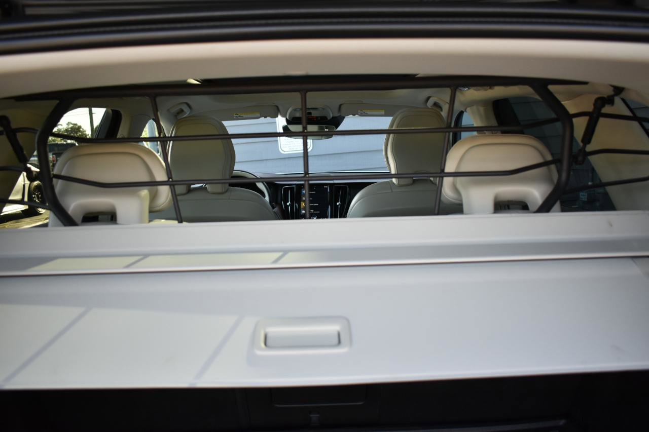 Used 2019 Volvo XC60 T8 Inscription w/ Advanced Package image 51