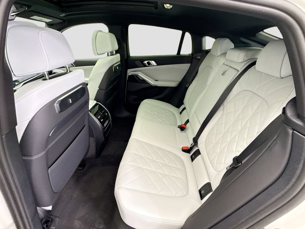 New 2027 BMW X6 xDrive40i AWD/4WD image 20