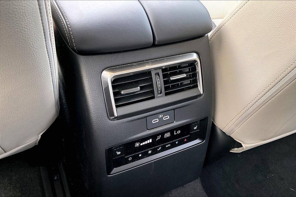 Certified 2026 MAZDA CX-90 3.3 Turbo w/ Premium Sport Pkg AWD/4WD image 23