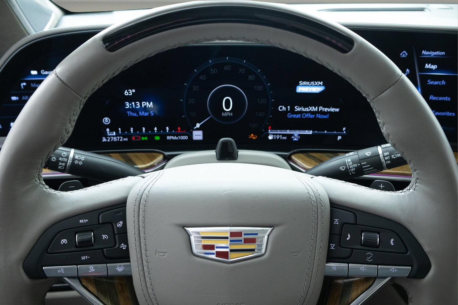 Used 2024 Cadillac Escalade ESV Sport Platinum w/ Heavy-Duty Trailer Package AWD/4WD image 19
