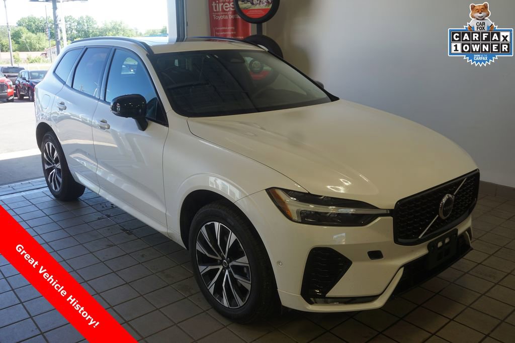 Used 2024 Volvo XC60 B5 Plus AWD/4WD image 1