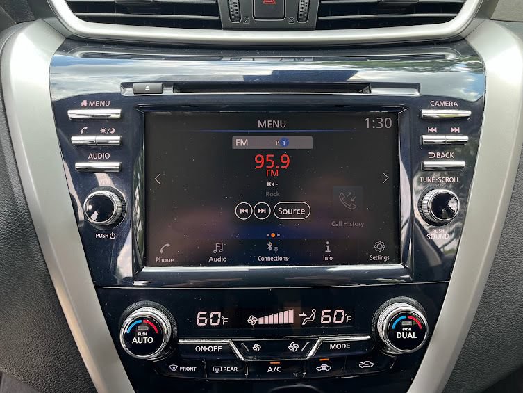 Used 2020 Nissan Murano S w/ Technology Package AWD/4WD image 18