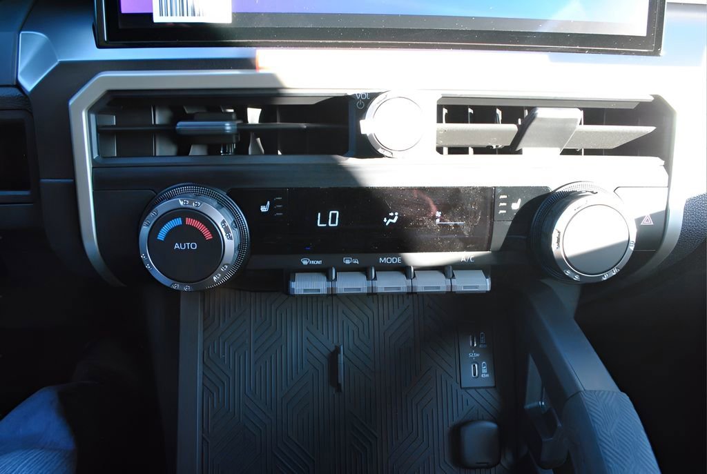 New 2025 Toyota Tacoma TRD Off-Road image 13