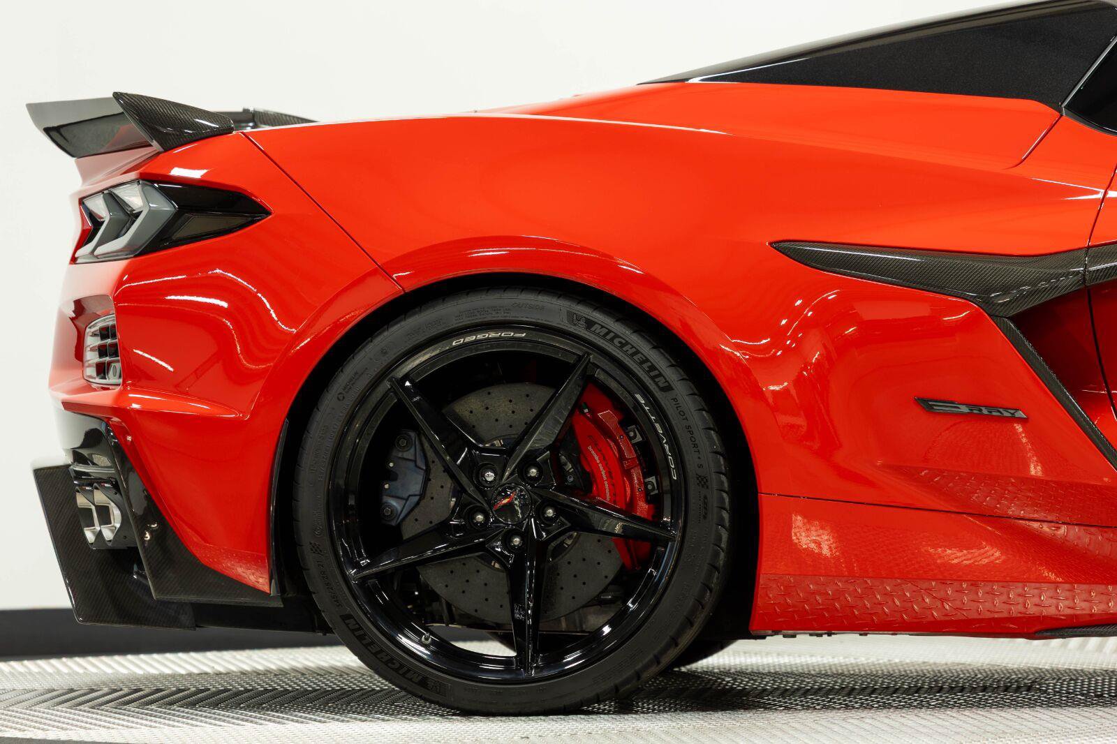 Used 2024 Chevrolet Corvette E-Ray AWD/4WD image 34