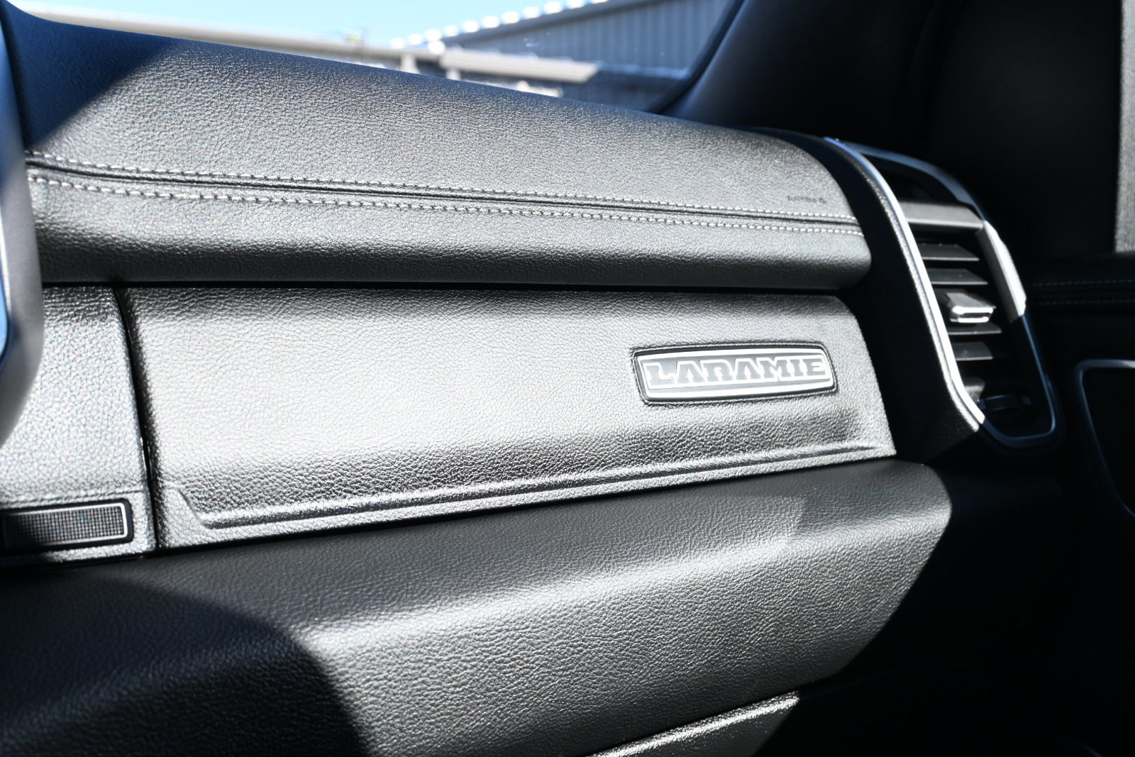 Used 2022 RAM 1500 Laramie image 26