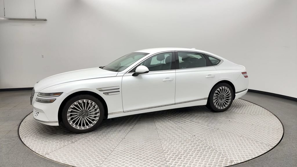 Certified 2024 Genesis G80 AWD/4WD image 7